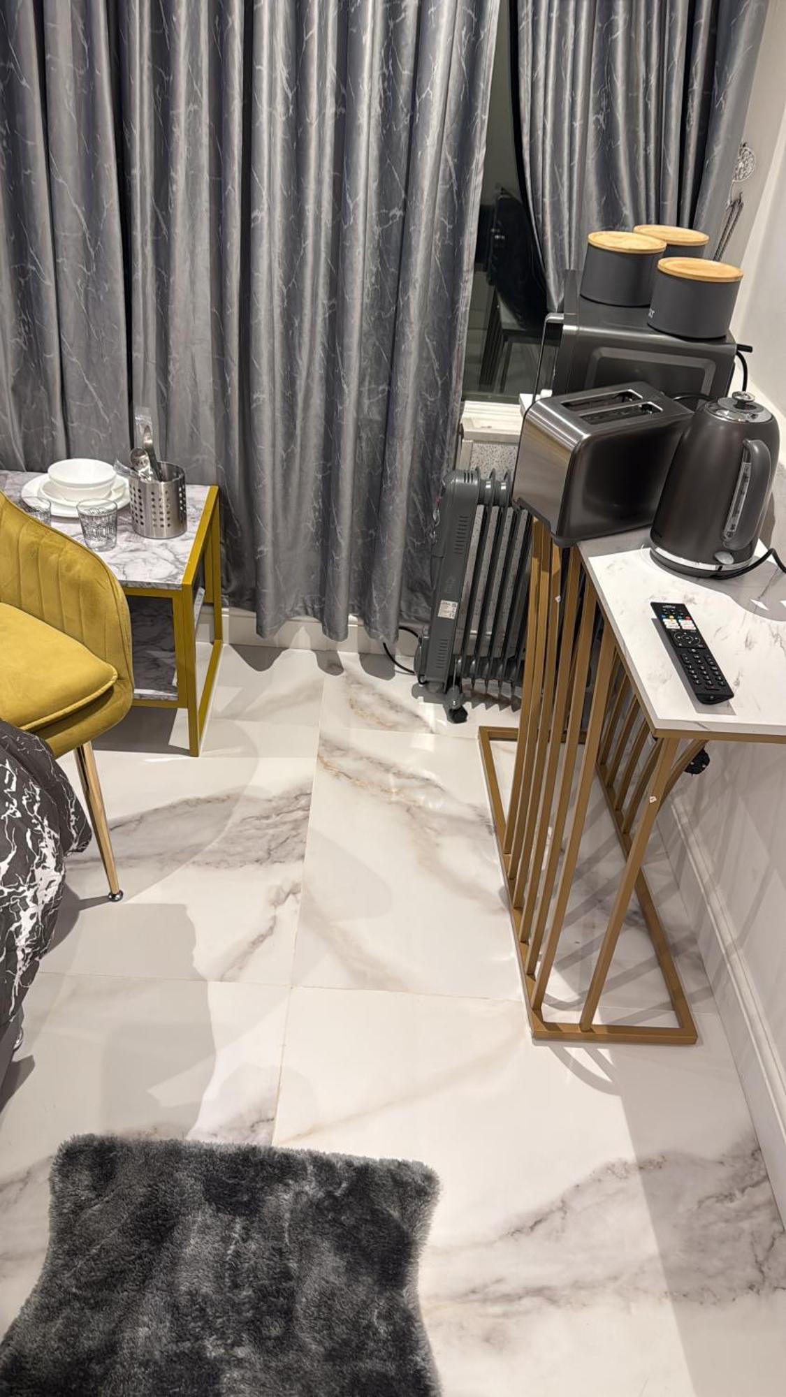 Alloggio in famiglia Luxury In Victoria, 7 Minutes Walk To Victoria Station, 4
